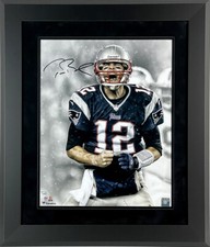 Tom Brady Autographed New England Patriots Scream 16x20 Photo Framed Fanatics