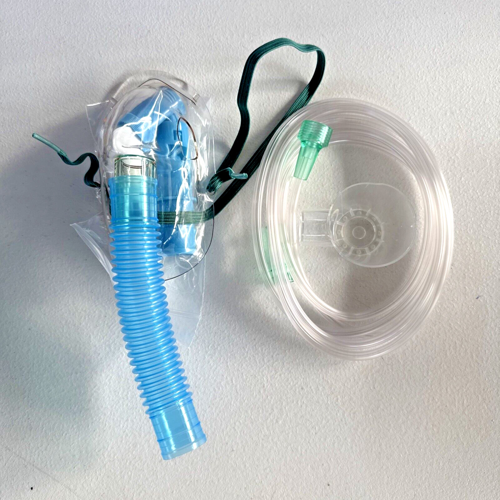 AirLife Oxygen Mask Masks Vinyl 7 Feet Tubing 001255U Expires 04/2027 -Lot of 5