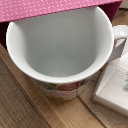 Porcelain Coffee Tea Cup + Gift Box New w/Tag “Mom You Are My Best Friend”. - Picture 2 of 7