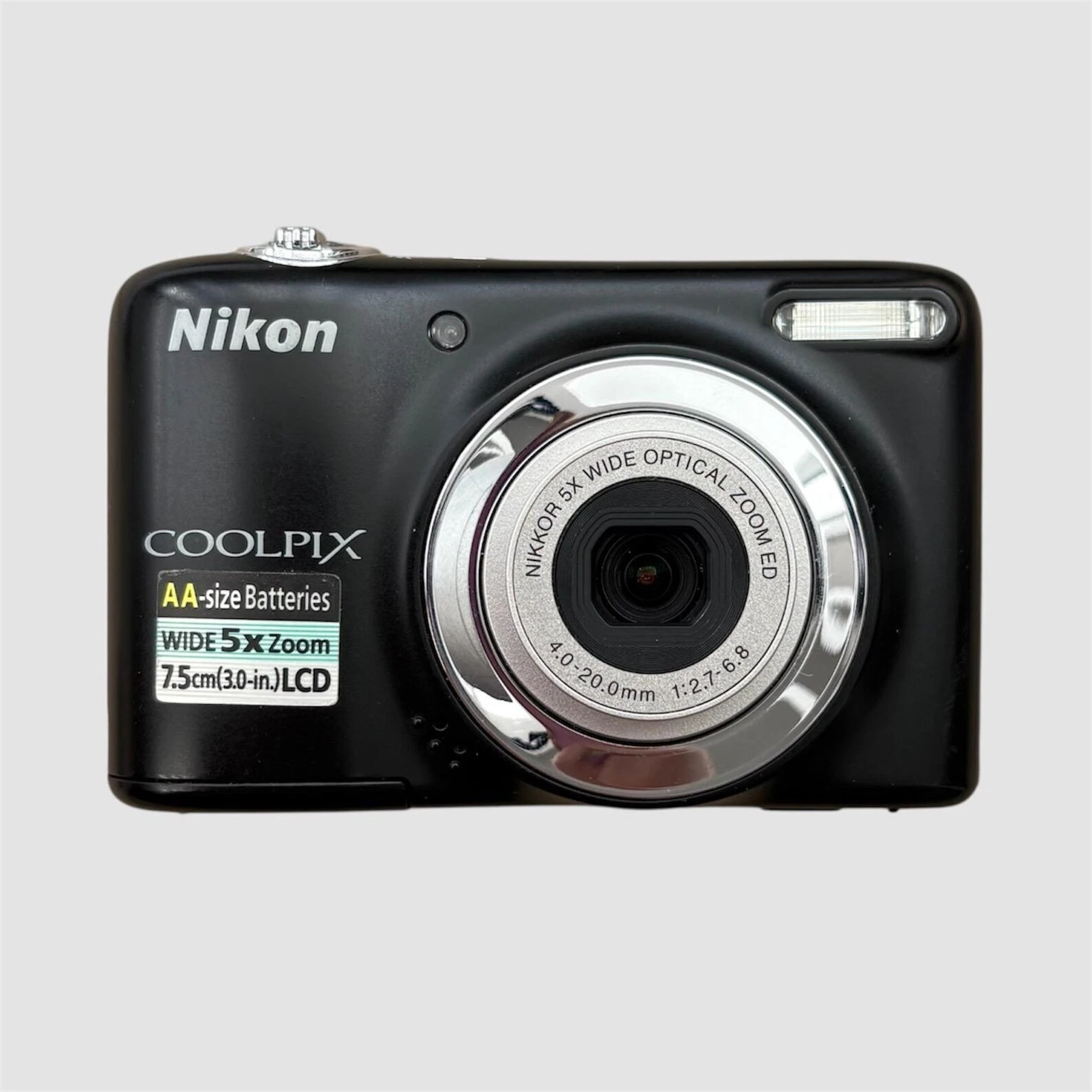 Vintage camera Nikon coolpix L25