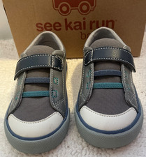 See Kai Run Alex Gray Canvas Hook Loop Sneaker Unisex Toddler KSN400U230 Sz 10