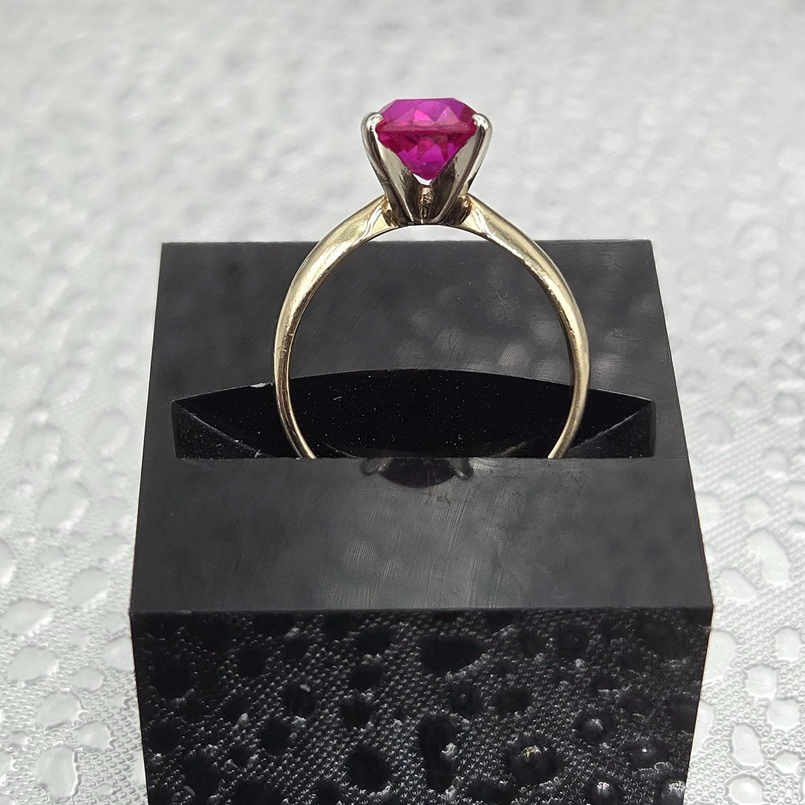Solid 14K Yellow Gold Ring with Ruby – Size 1.75 - image 11