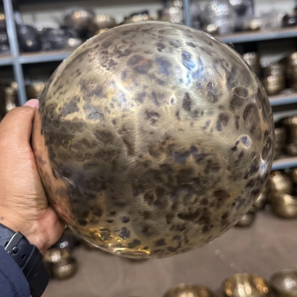 8 inches Diameter G note Tune Full moon Bowl-Throat Chakra Healing Singing Bowl - Image 3 of 4