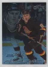 1996-97 Flair Blue Ice Collection /250 Alexander Mogilny #B96 HOF 0t2