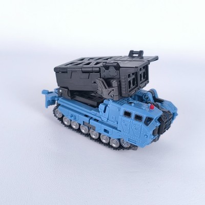 Transformers Mindset Figure Only RTS Deluxe Class Reveal the Shield