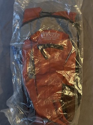 Wenzel Ultralight Hydration Backpack Hiking Cycling Running NWT