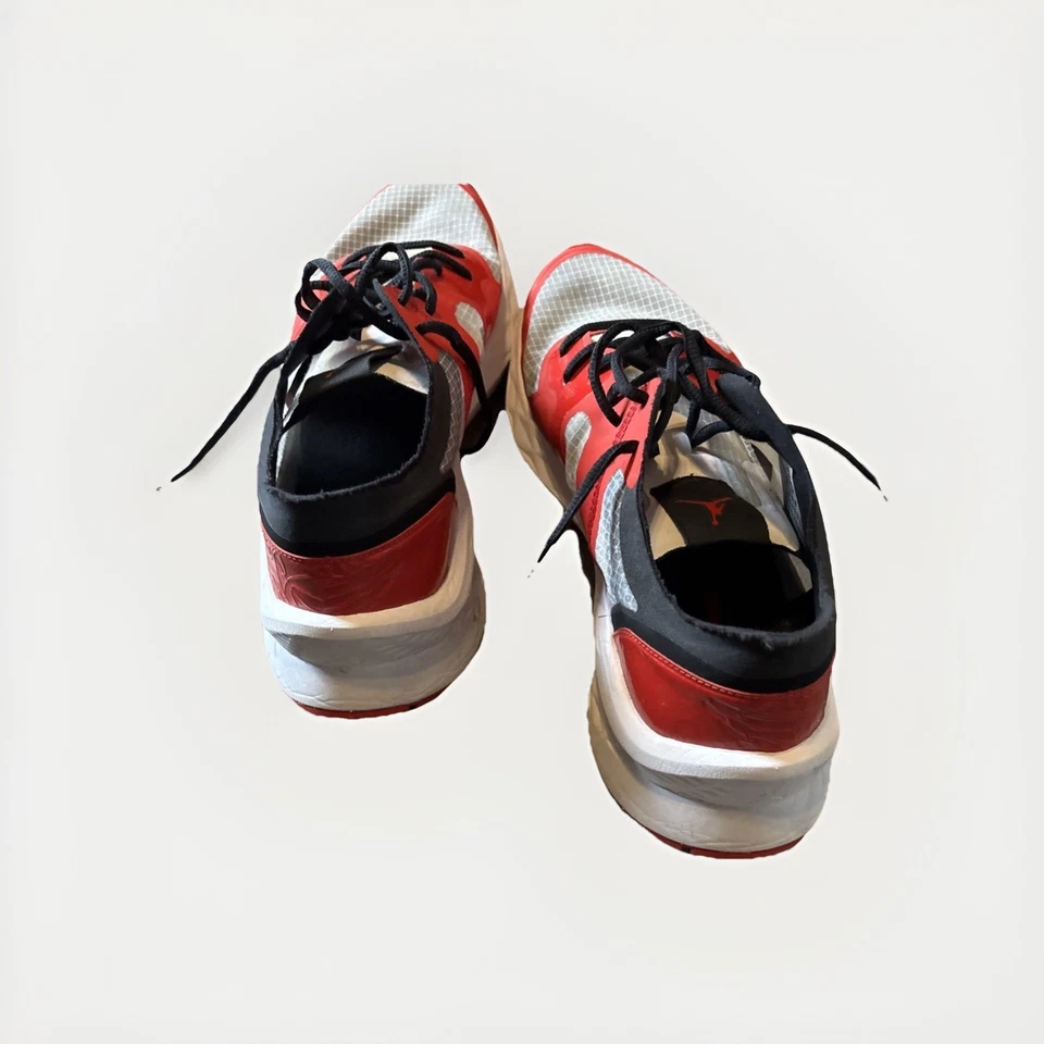 Size 12.5 - Jordan Air Zoom 85 Runner Chicago - Image 2 of 4