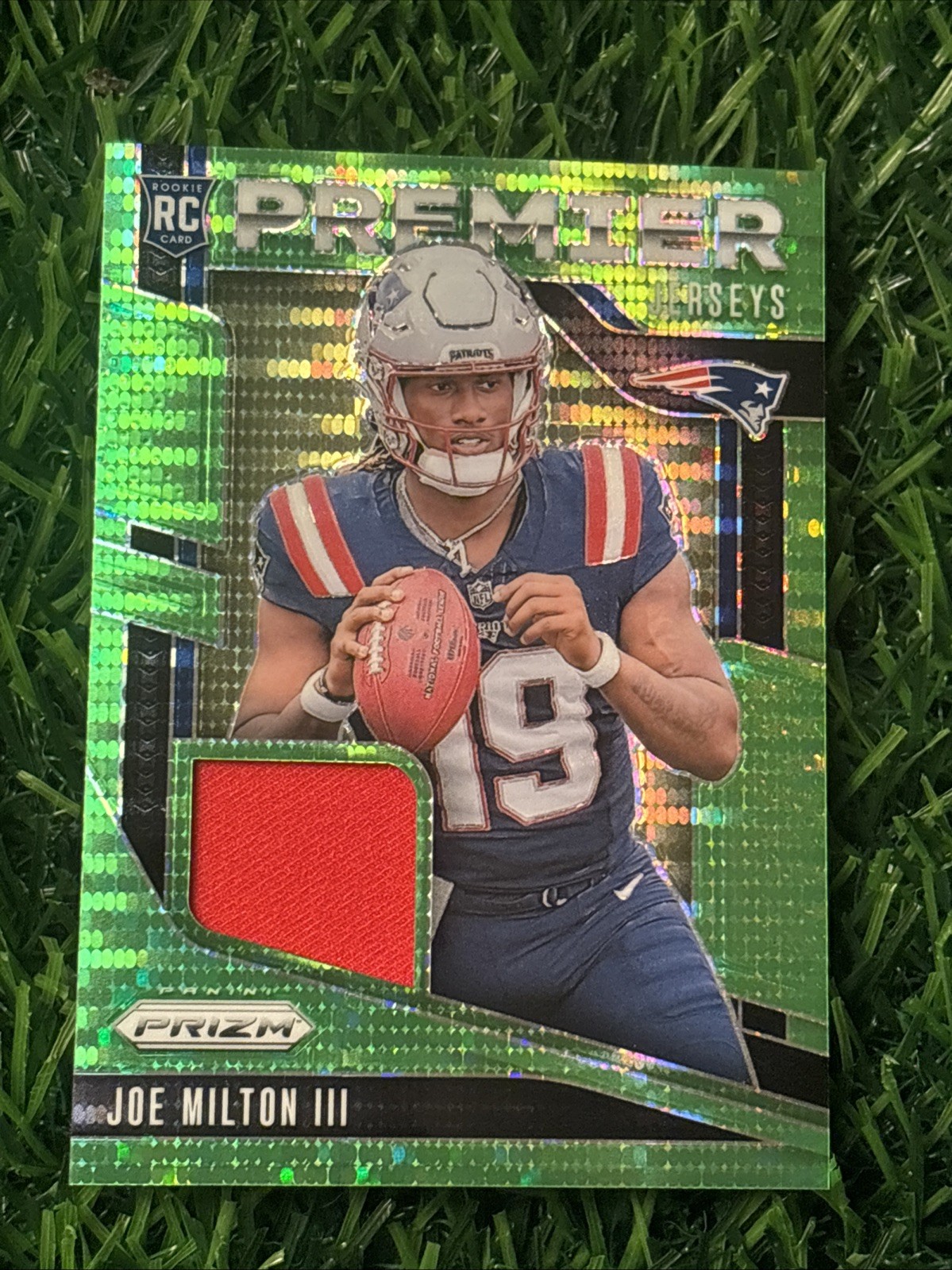 2024 Panini Prizm #PJ-JMN Joe Milton III Premier Jerseys Neon Green Pulsar MEM