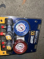 Yellow Jacket 46010 BRUTE II 4-Valve Test & Charging Manifold