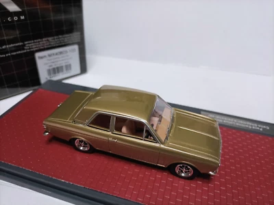 Matrix 1:43 Ford Cordina sedan model Ford Cortina Lotus MKII