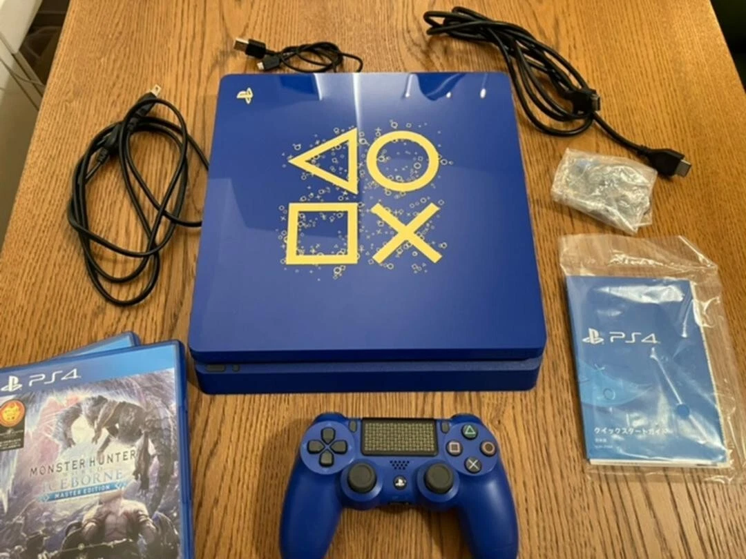 Sony PlayStation 4 PS4 Slim Days Of Play Limited Edition Game Console With Box