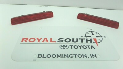 Toyota Prius C 2018-2019 Right and Left Rear Lower Reflectors Genuine ...