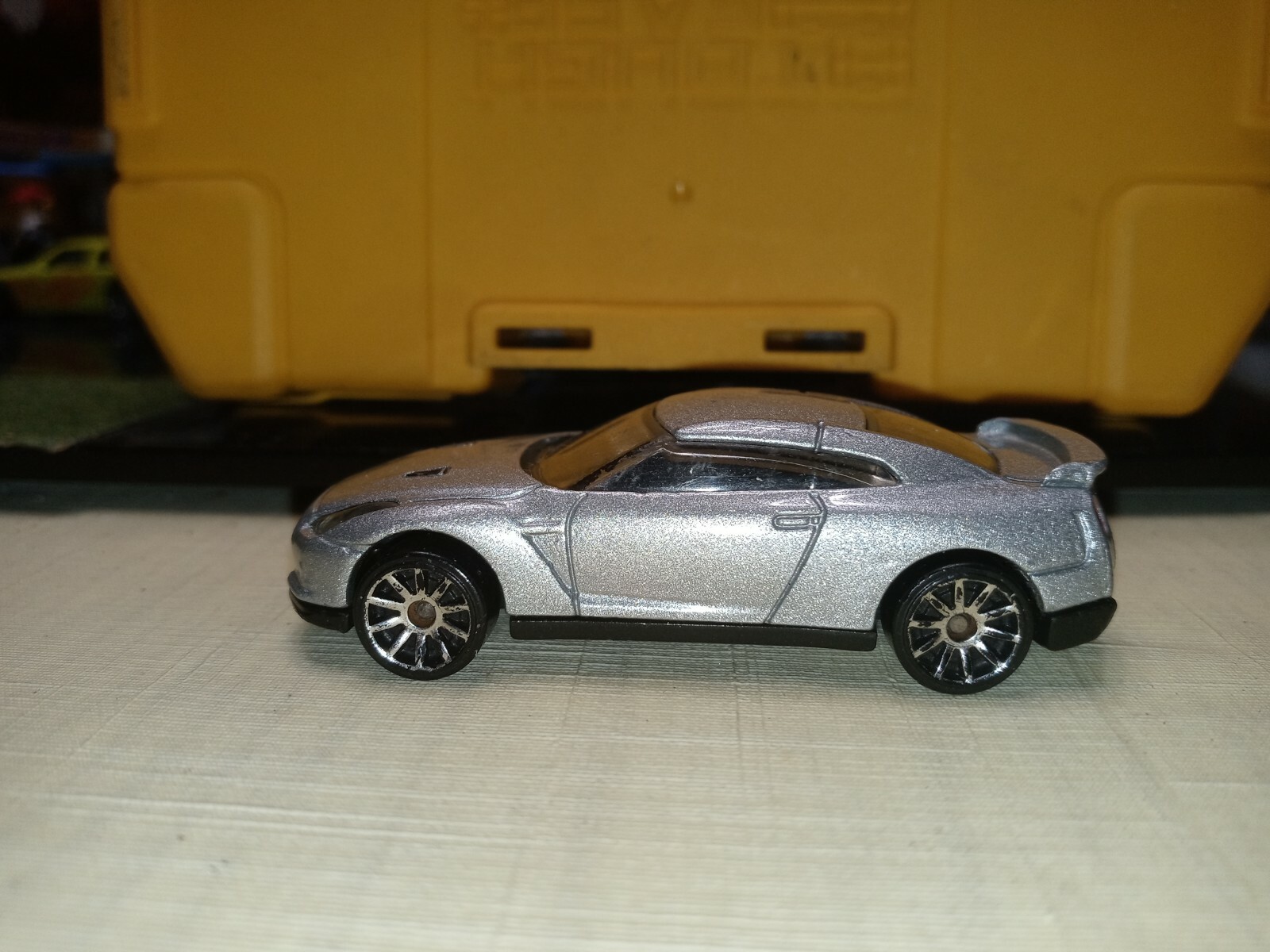 Bild 2 von 12
