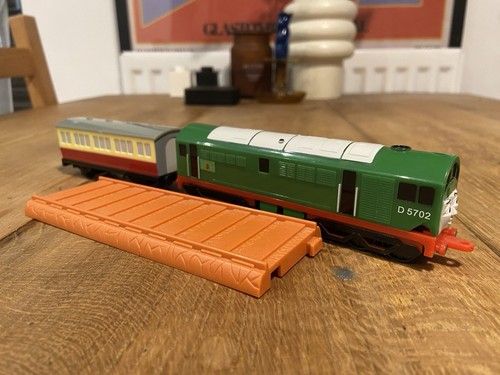 De Agostini Thomas the Tank Engine & Friends - Boco & Express Coach - Picture 2 of 3