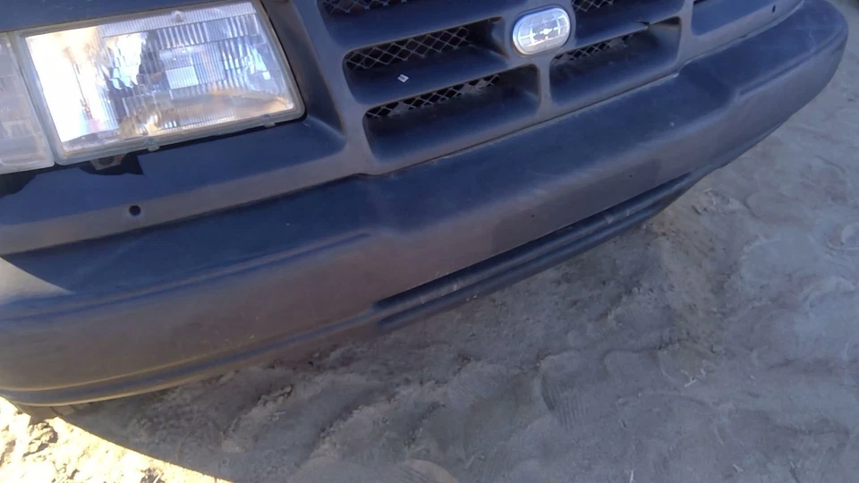 Conjunto de cubierta de parachoques delantero Geo Tracker 1996 1997 1998 OEM negro 91173383 Foto 3 de 4