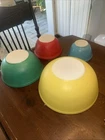 Vtg. Pyrex Set of 4 Nesting Mixing Bowls #404-403-402 + Sm. Blue Look At Pic.