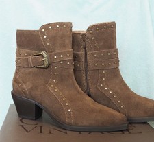 NIB Crown Vintage Kilon Brown Leather  Studded Western Ankle Boots Women's 7