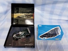 MINICHAMPS 1/43 Minichamps Bentley Speed 8 EXP 2002 / ixo Le Mans 2003 Winner
