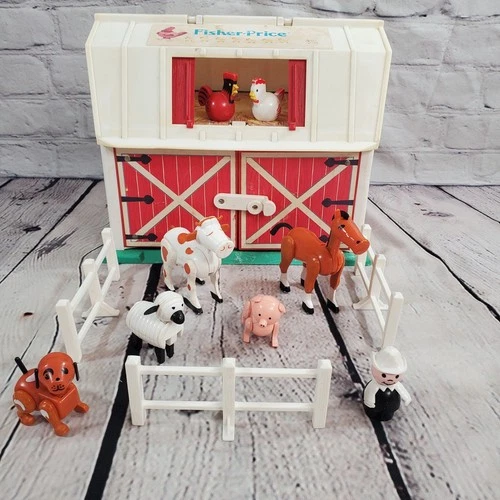 Fisher Price Little People Play Farm Barn Set With Animals, Vintage STILL MOOS