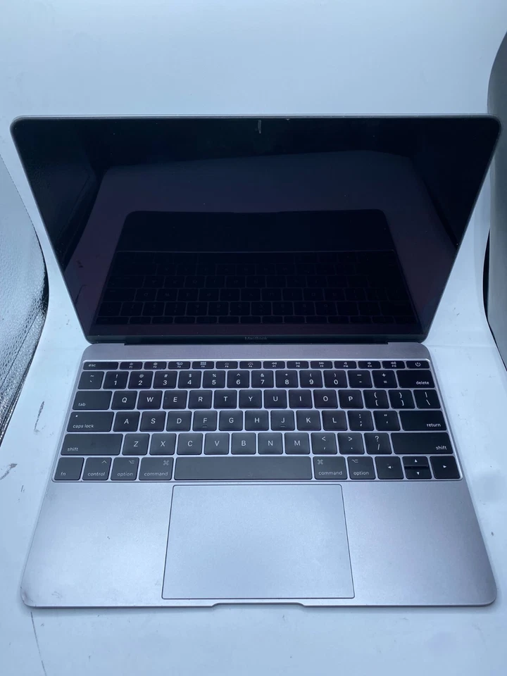 Apple MacBook Core Intel M3 8GB RAM 256GB SSD 12» MNYK2LL/A. Работает хорошо - Изображение 2 из 4