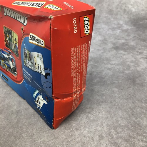 LEGO Juniors Police Helicopter Chase 10720 Box Damaged- Hole in box-Unopened - Picture 6 of 10