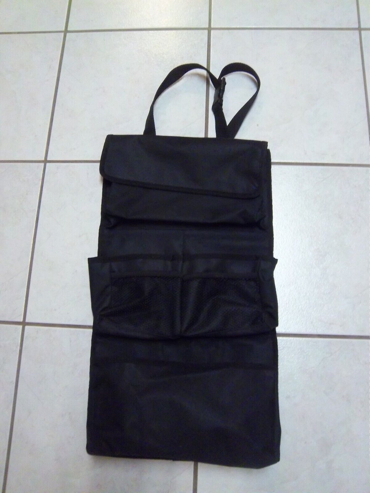 Foto 1 di 8