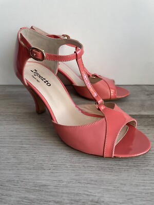 Repetto Diana T Strap Patent Leather Pink Heels Open Toe Size 38