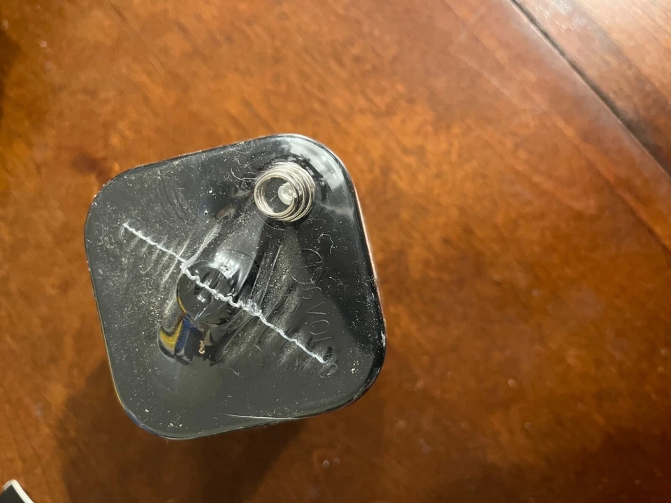 Eveready #1209 6v Battery with plastic seal - Image 3 of 3