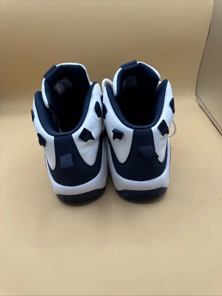 NUEVO EN CAJA Zapatos de Baloncesto Fila Grant Hill 1 Blanco Azul Marino Rojo Talla 11 3BM01160-125. Foto 3 de 4