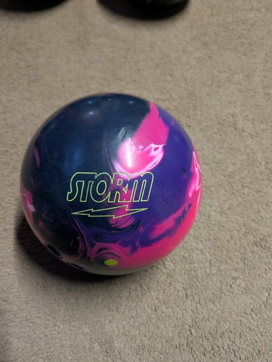 STORM PROTON PHYSICS Bowling Ball 14 lbs Single Drill GB5 | eBay