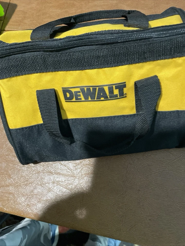 DeWalt Contractor Bag/Small Tool Bag 11x9x7 Heavy Duty Nylon Canvas, Very Clean - Image 4 of 4