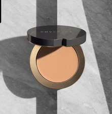 COVER FX Total Cover Cream Foundation - Shade M1  Medium light neutral tones 