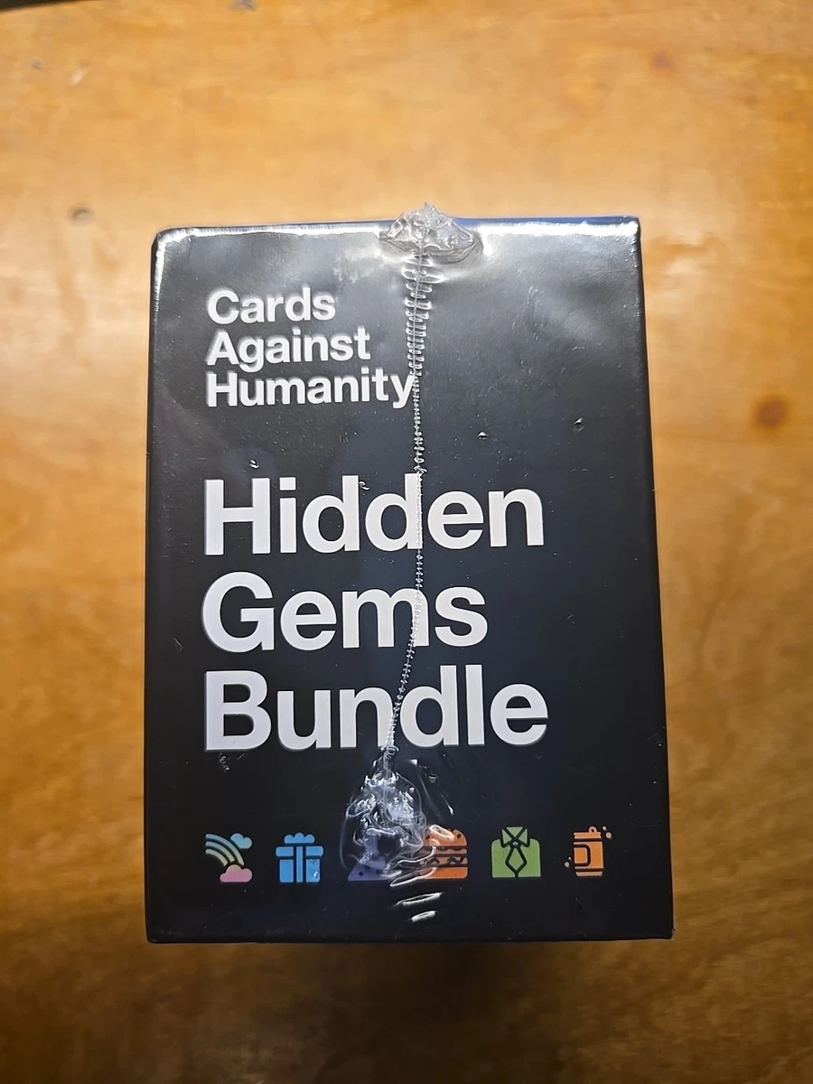 Cards Against Humanity Espansione essenziale di più 600 carte • Include le migliori carte delle scatole rosse, blu e verdi