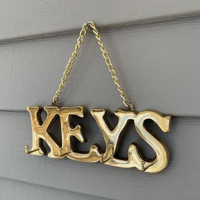 Solid Brass KEYS Wall Key Holder with 4 Hooks   Gold Tone Chain Hanger