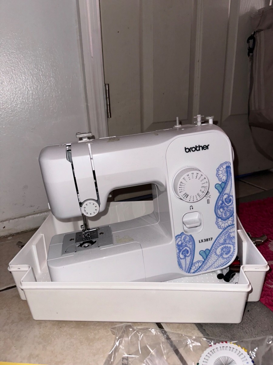 Brother sewing machine LX 3817 with case
