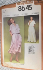 1970's Designer Holly's Harp Dress Pattern 8645 Size 10 Uncut