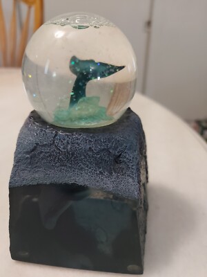 Dakin Wyland Save The Whales Snow/Water Globe Sculpture Figure RARE Vintage 2000