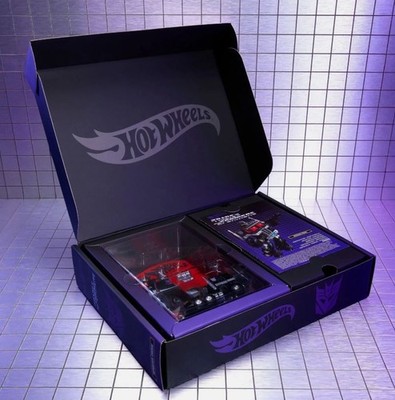 Hotwheels Transformers Nemesis Prime , RLC , Mattel Creations