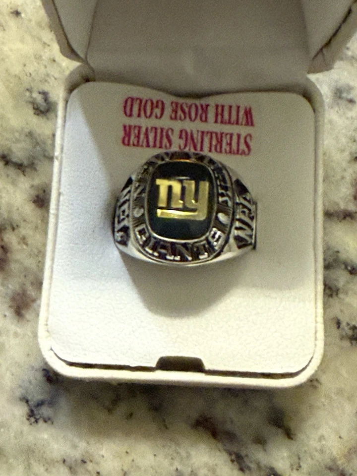 New York Giants Classic Silvertone NFL Ring - Image 1 of 2