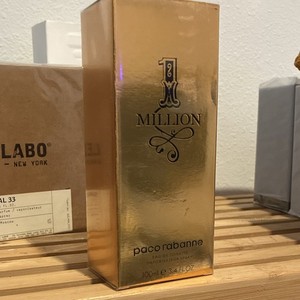 Paco Rabanne 1 Million Eau de Toilette Spray, Regular Size 3.4 fl oz