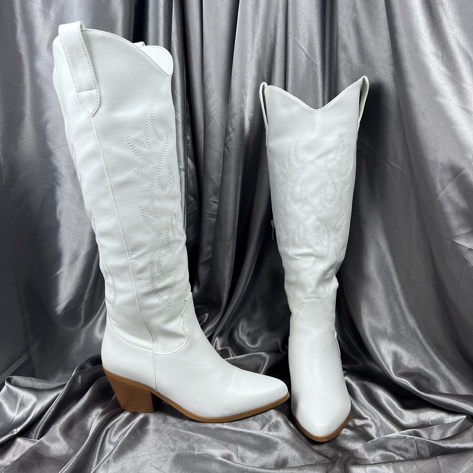 Women's Wide Calf Western Boots Sz 8.5 W Knee High Zip Chunky Heel Pointed Toe