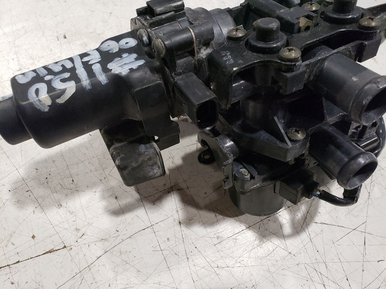 Bentley Flying Spur 2006 Heater control valve P/N 3D1959617C