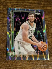 LUKE KORNET 2025-26 Topps Chrome #37 Silver RayWave Refractor
