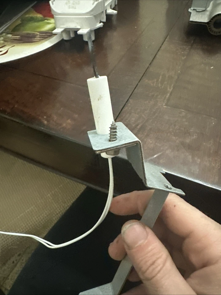 Kyocera LH33ZG001 0713 Igniter - Imagem 3 de 4