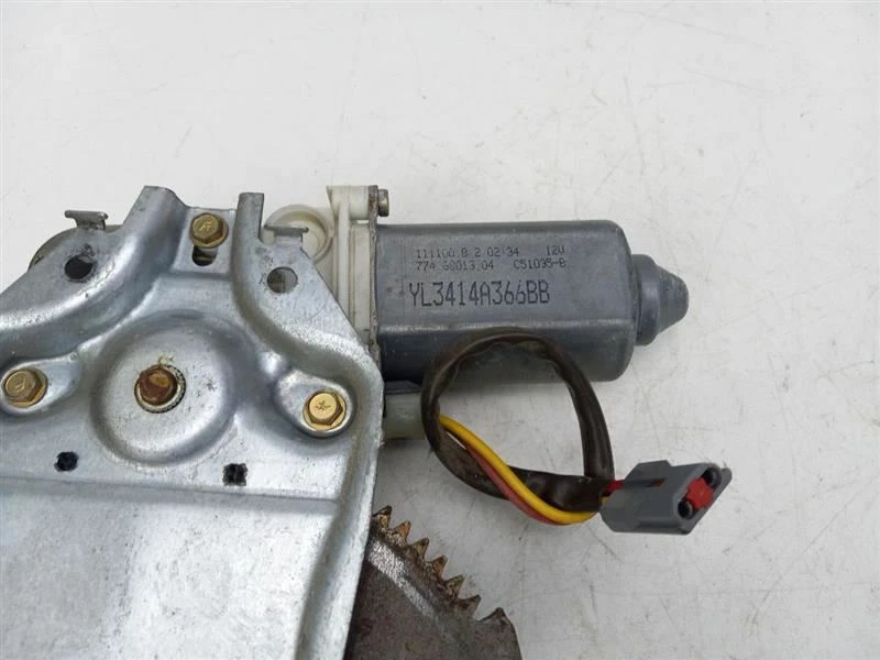 Regulador ventana trasera izquierda ford f150 2001-2003 Foto 4 de 4