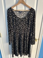 Black Floral Chaps Women Long Sleeve Dress Size Large Gently Used