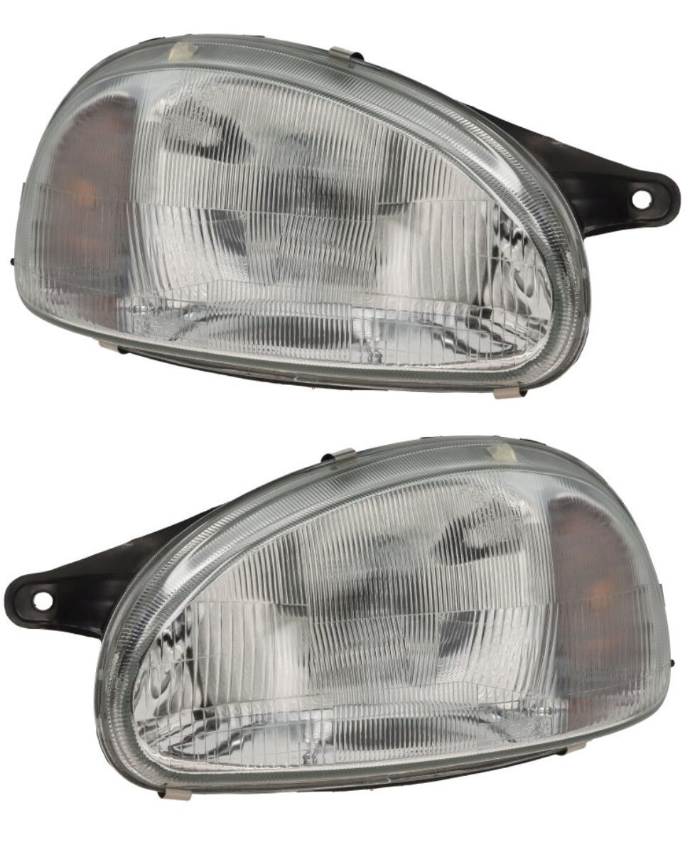 Phare avant gauche et droit H4 pour Opel Corsa B de 1993 à 1997