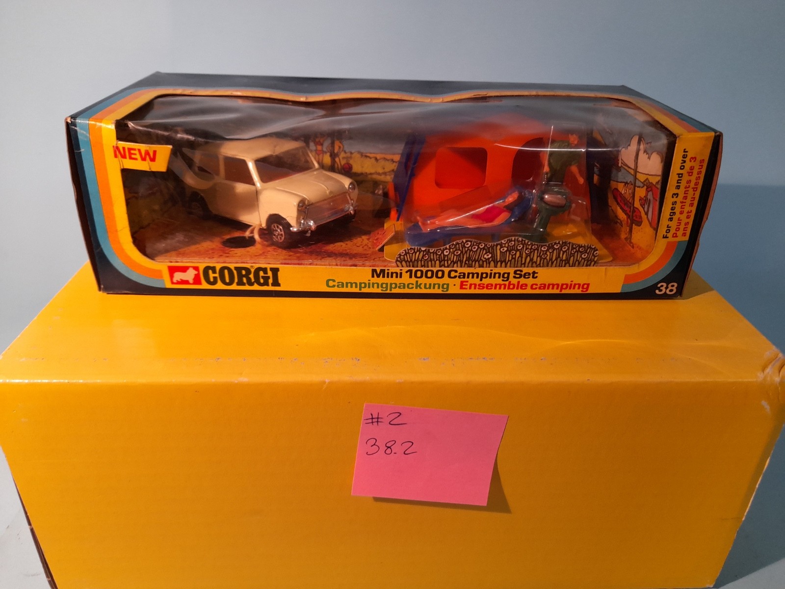 corgi 38, Mini Camping Set - Free Price Guide & Review