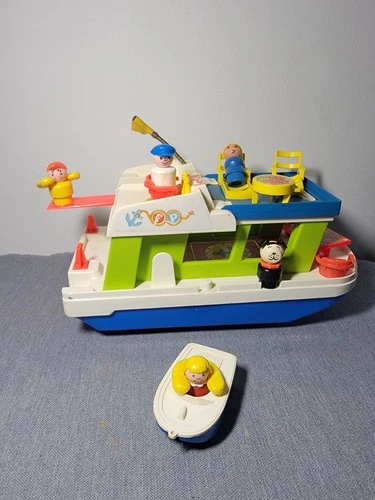 Vintage Fisher Price Houseboat #985 1972 Complete With Life Preservers