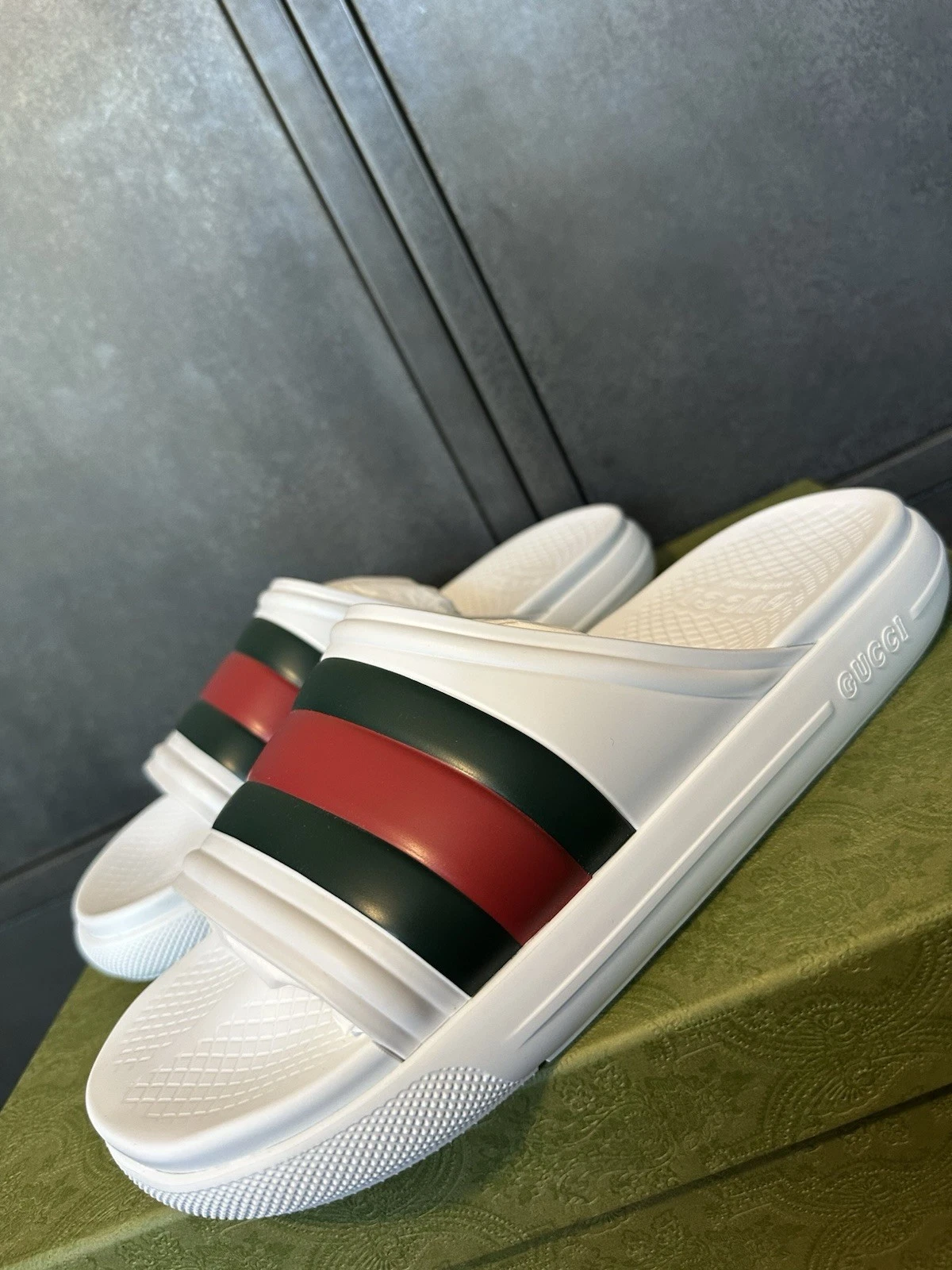 Gucci Mens White Rubber GG Striped Web Sliders Sandals Size 12UK/13US